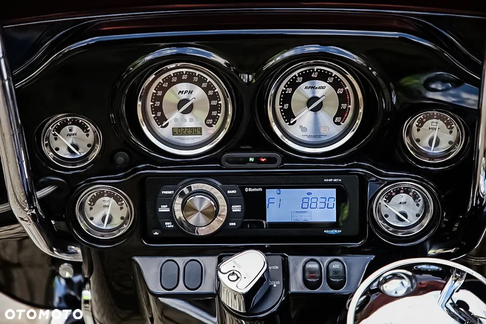 Harley-Davidson Touring Street Glide - 15