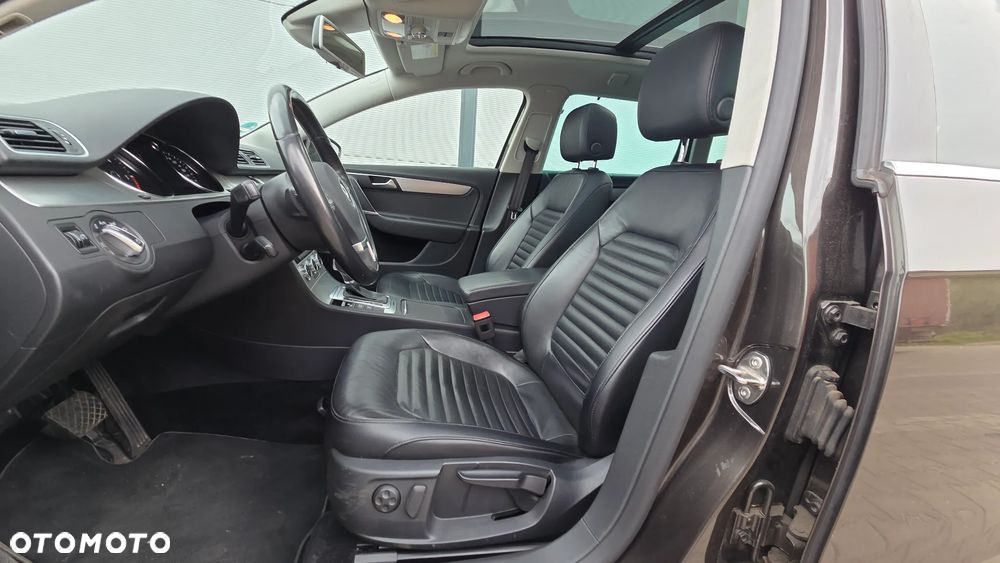 Volkswagen Passat 2.0 TDI 4Motion DSG BlueMotion Tech Highline - 11