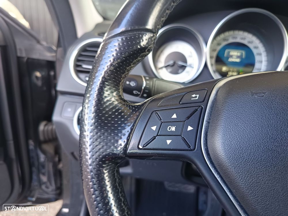 Mercedes-Benz C 220 CDi Avantgarde BE Aut. - 24