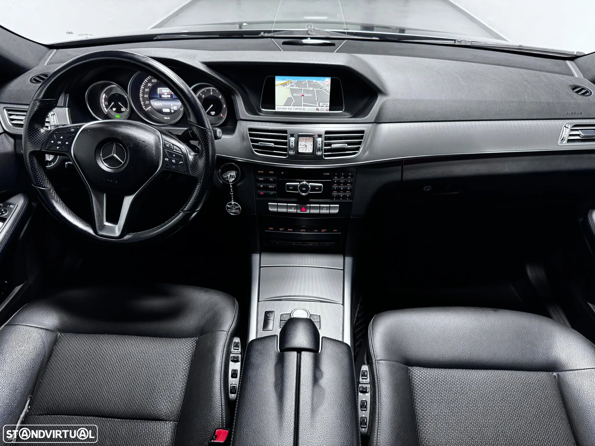 Mercedes-Benz E 300 Bluetec Hybrid Avantgarde - 9