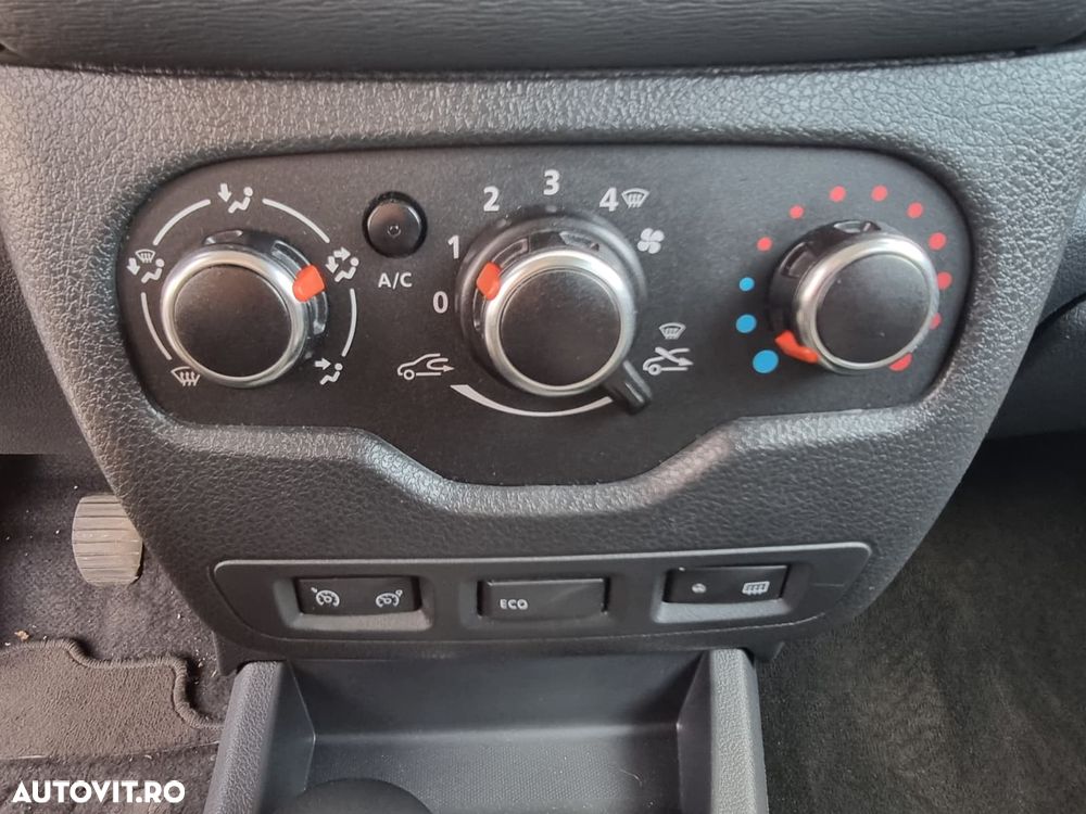 Dacia Lodgy TCe 130 GPF Stepway - 14
