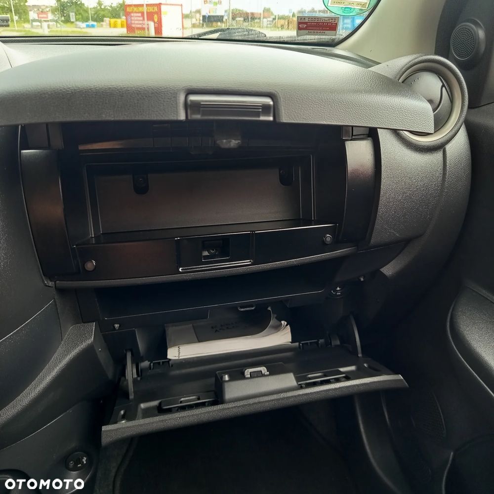 Nissan Micra 1.2 30 Jahre Edition - 19