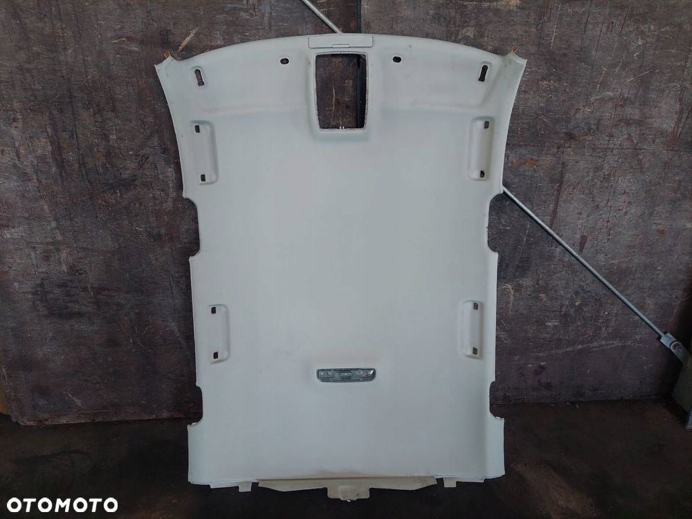 PODSUFITKA AUDI A3 8P - 3