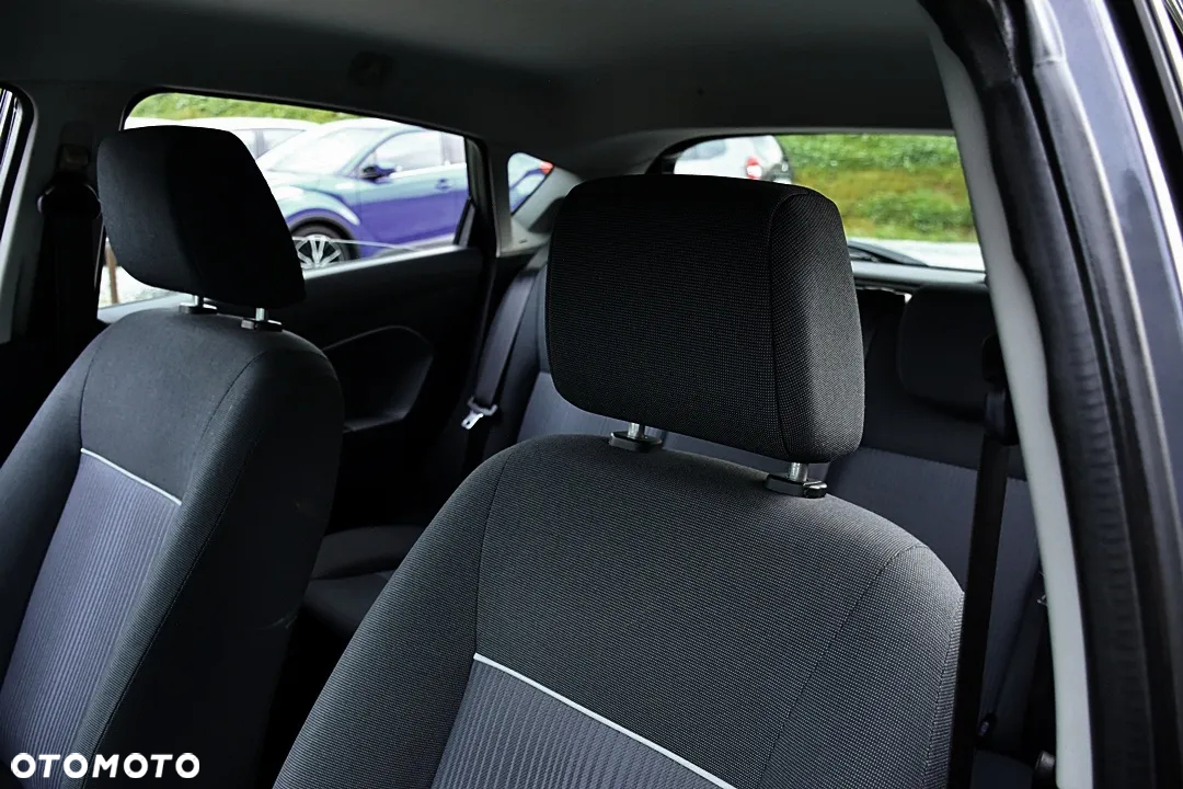 Ford Fiesta 1.25 Platinium X - 29