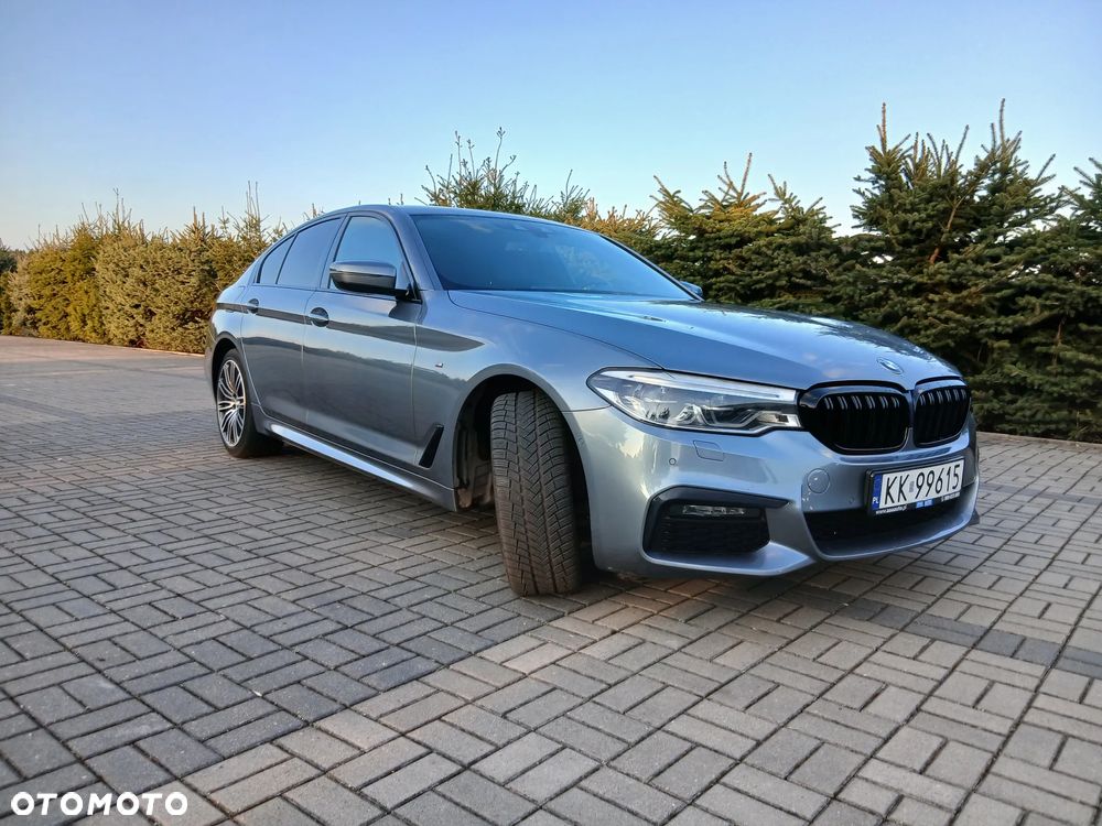BMW Seria 5 530i xDrive M Sport sport - 9