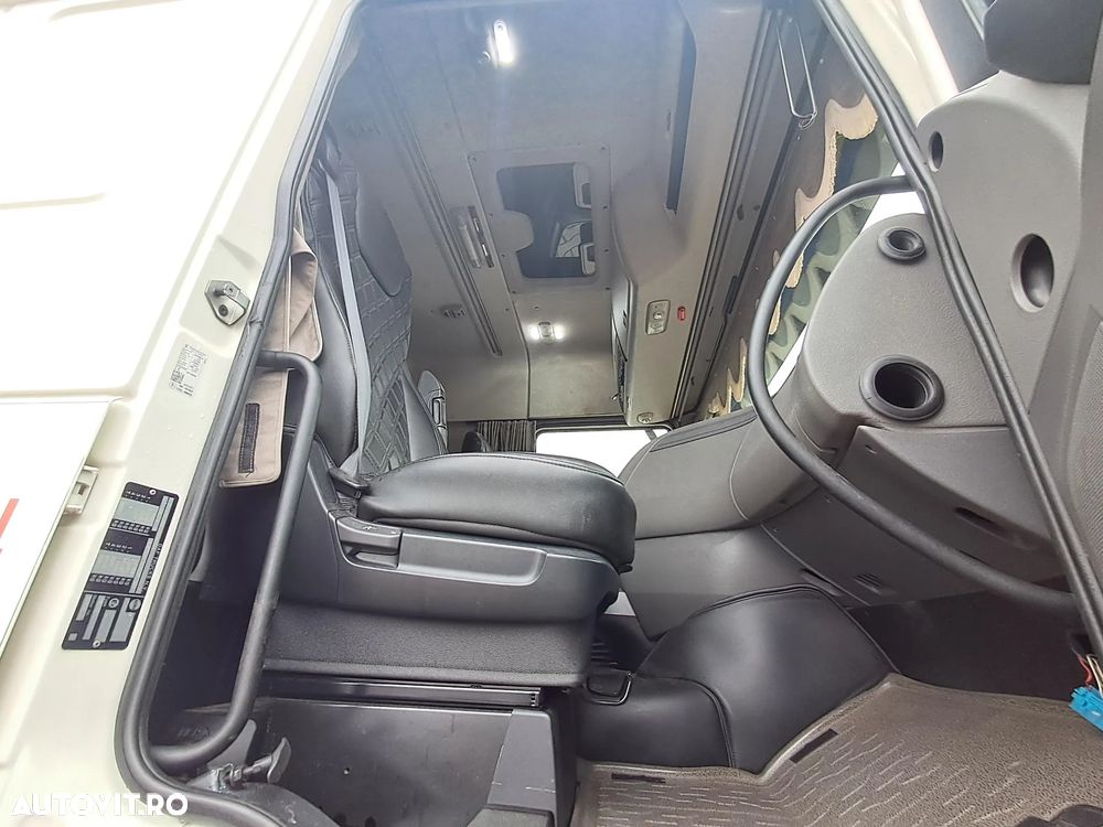 DAF xf 460 ft sc automat euro 6 motor cu defectiuni - 27