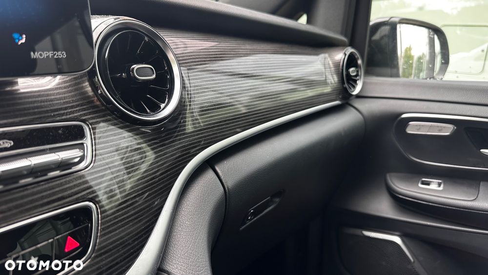 Mercedes-Benz Klasa V 250 d 4-Matic Avantgarde 9G-Tronic (ekstra d³) - 31