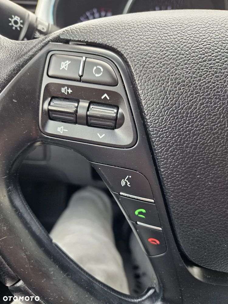 Kia Ceed 1.4 CVVT Dream Team Edition - 28