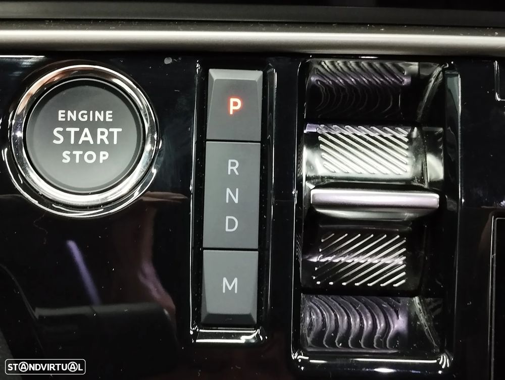 Peugeot 3008 1.2 Hybrid Allure e-DCS6 - 27
