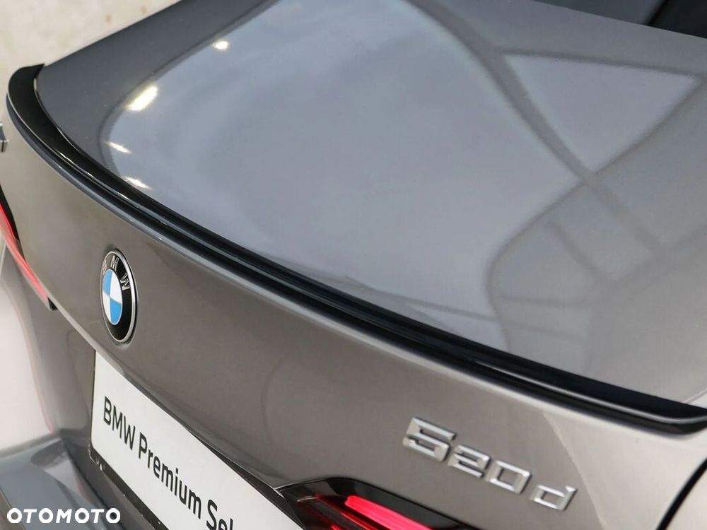 BMW Seria 5 - 29