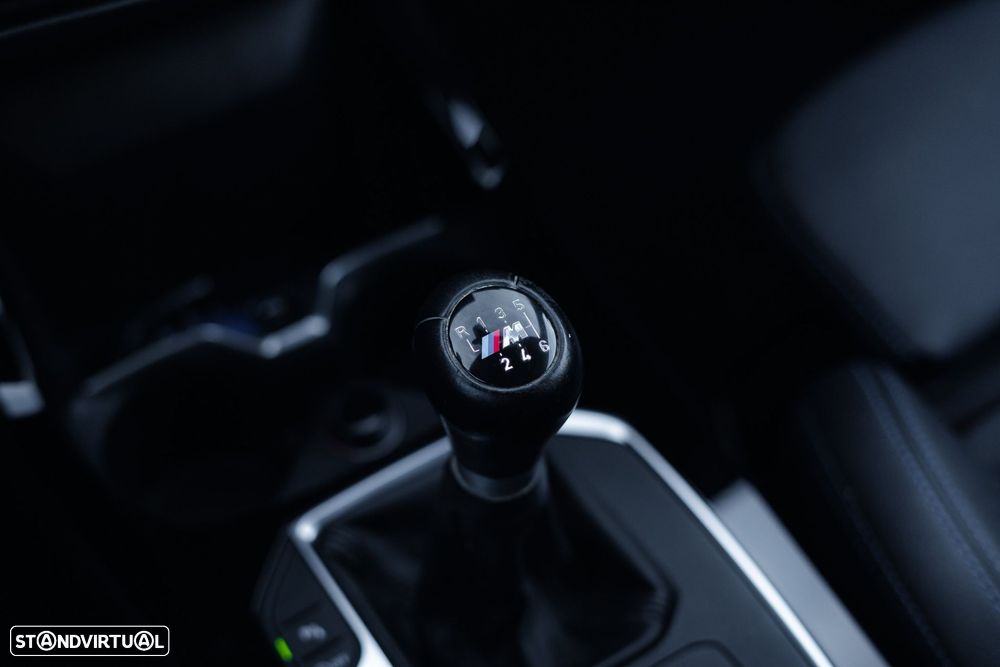 BMW 116 d Pack Desportivo M - 50