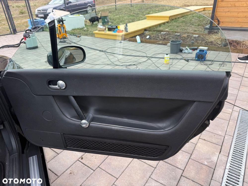 Audi TT Roadster 1.8T - 17