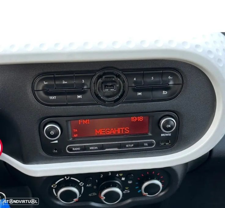 Renault Twingo 1.0 SCe Night&Day - 18
