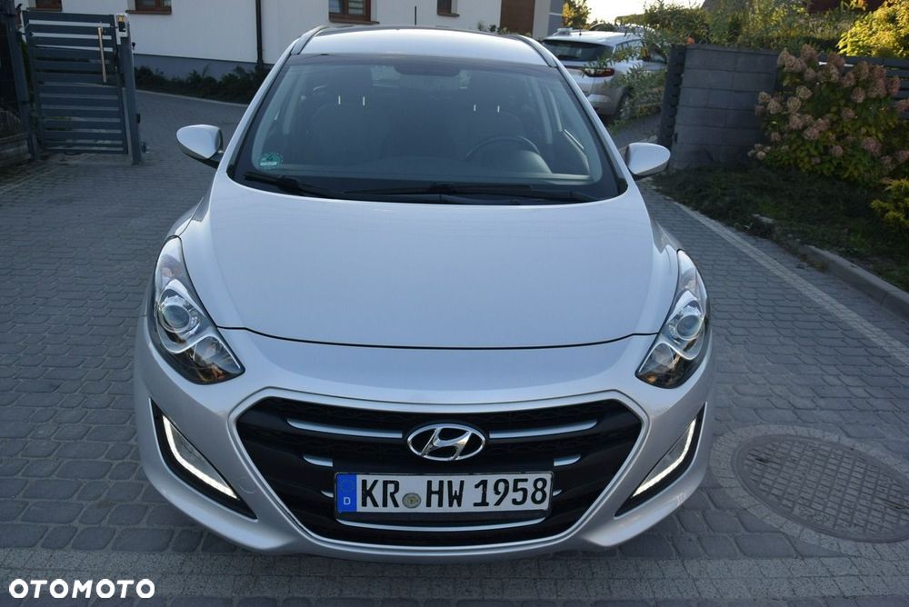 Hyundai i30 1.4 BlueDrive Comfort - 4