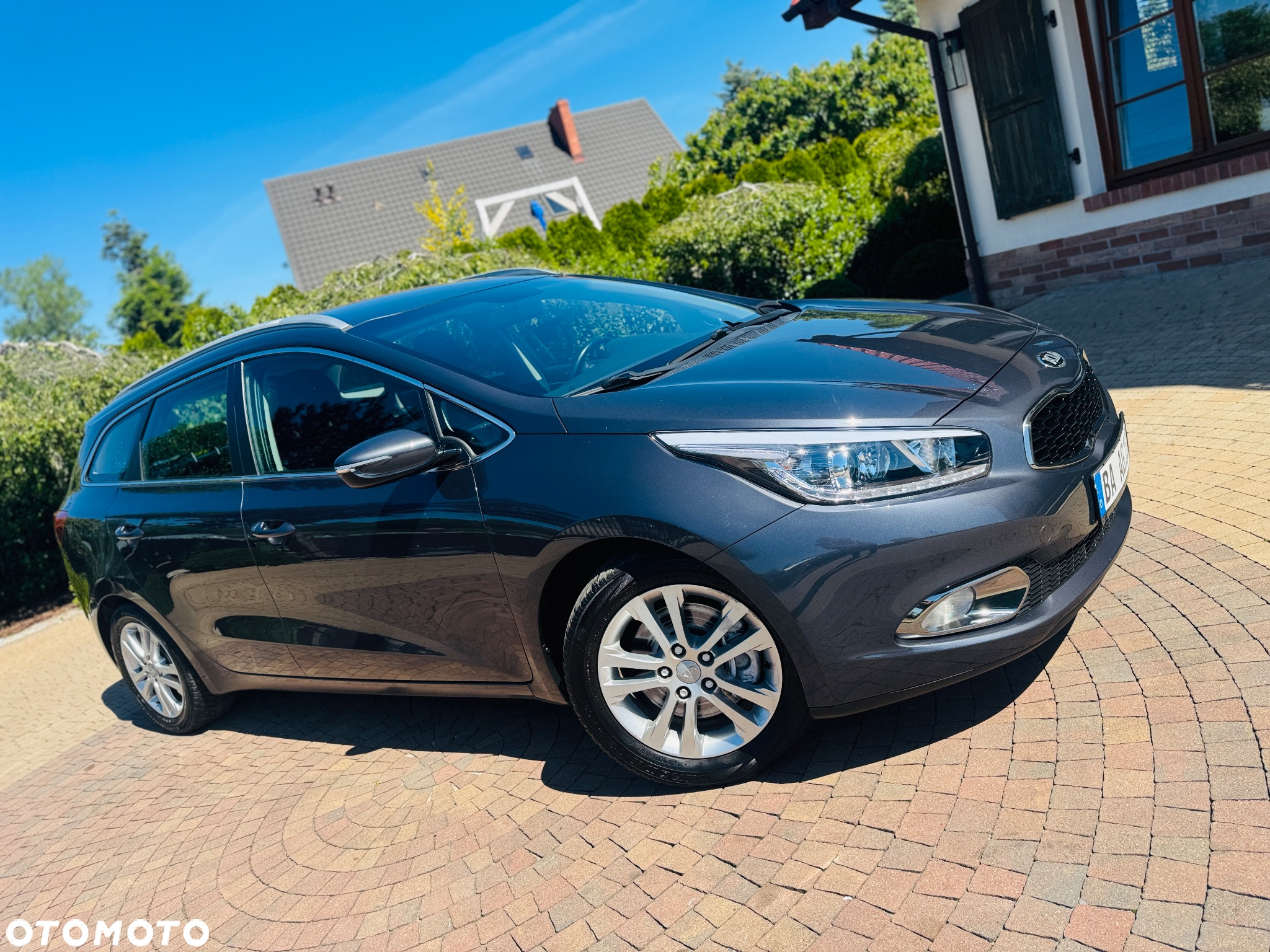 Kia Ceed 1.6 CRDi 128 ISG SW Fifa World Cup Edition - 2