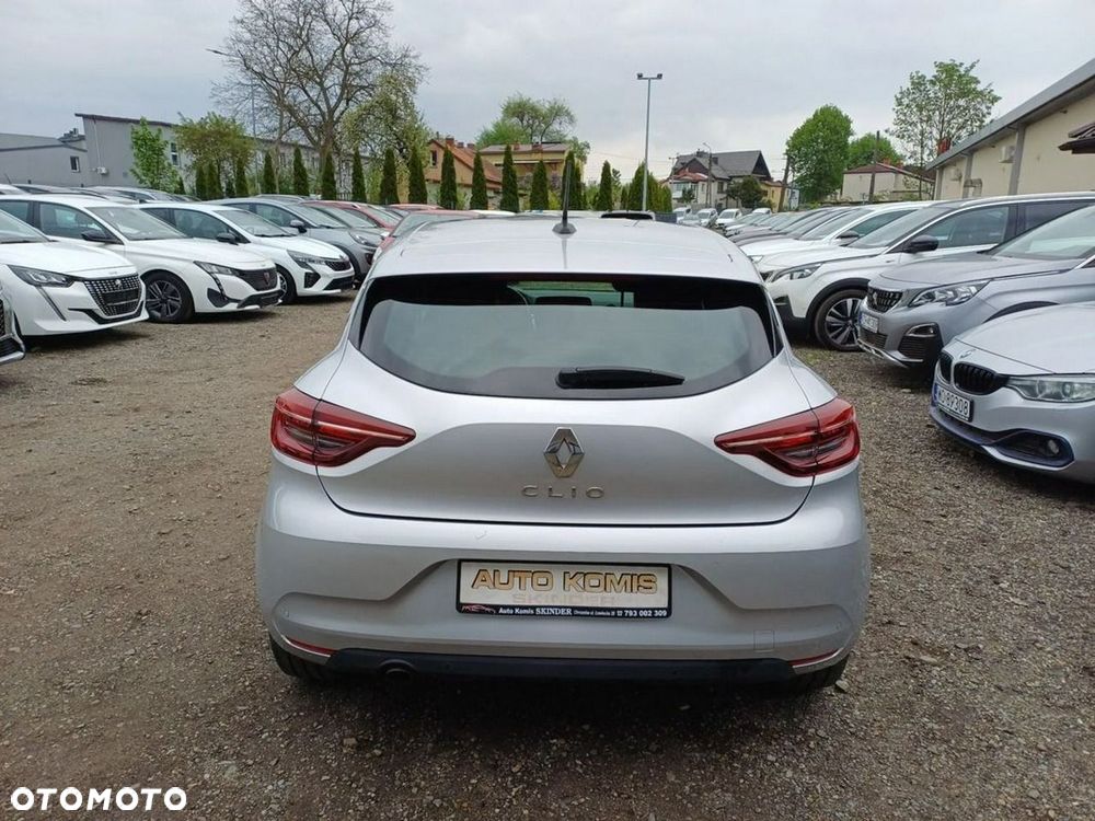 Renault Clio - 6