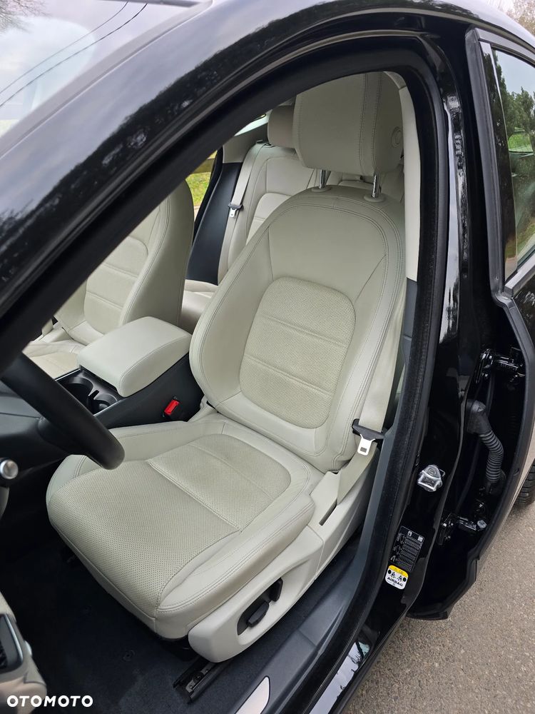 Jaguar E-Pace D150 AWD HSE - 21