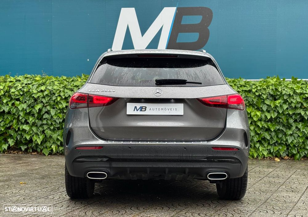 Mercedes-Benz GLA 250 e 8G-DCT AMG Line - 25
