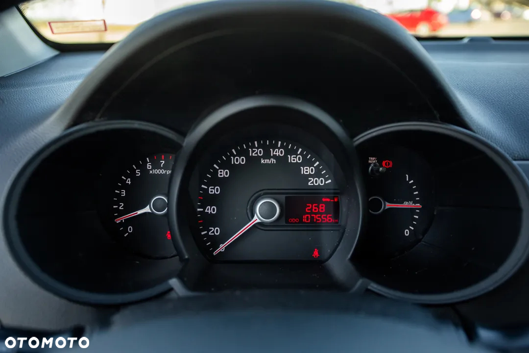 Kia Picanto 1.2 Fifa World Cup Edition - 24