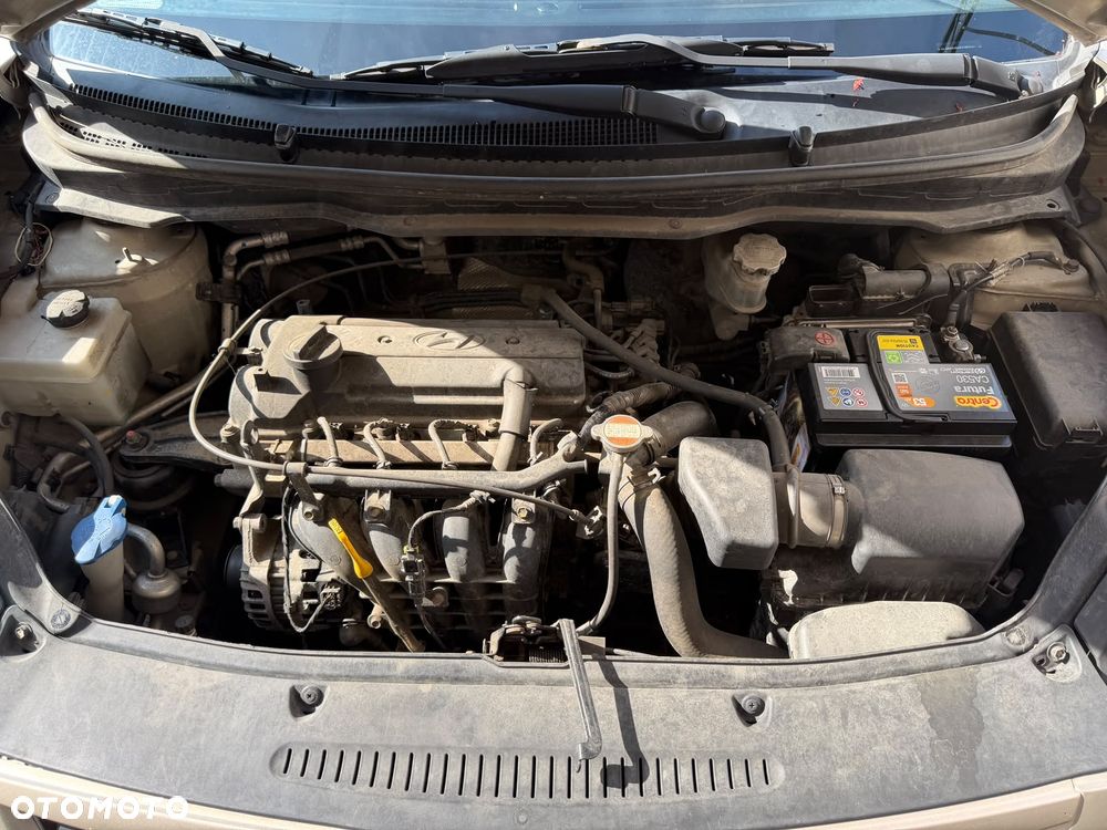 Hyundai i20 - 11