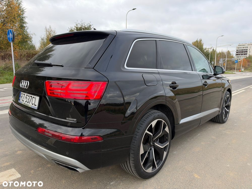 Audi Q7 2019 photo 3