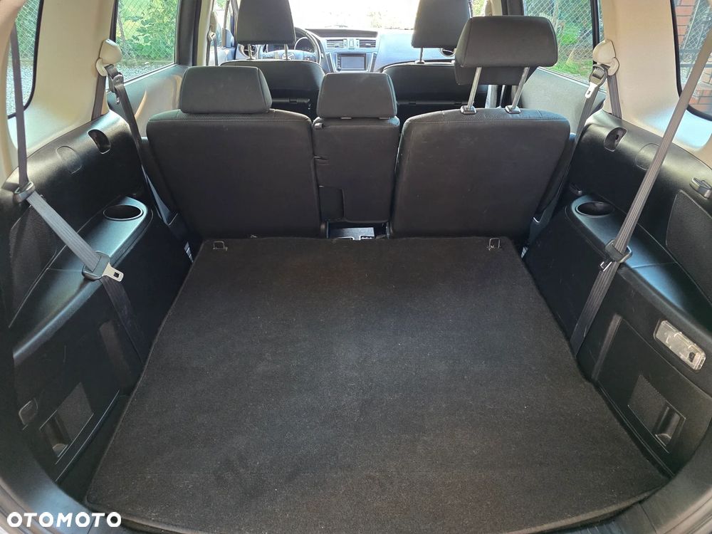 Mazda 5 2.0 Exclusive + - 21