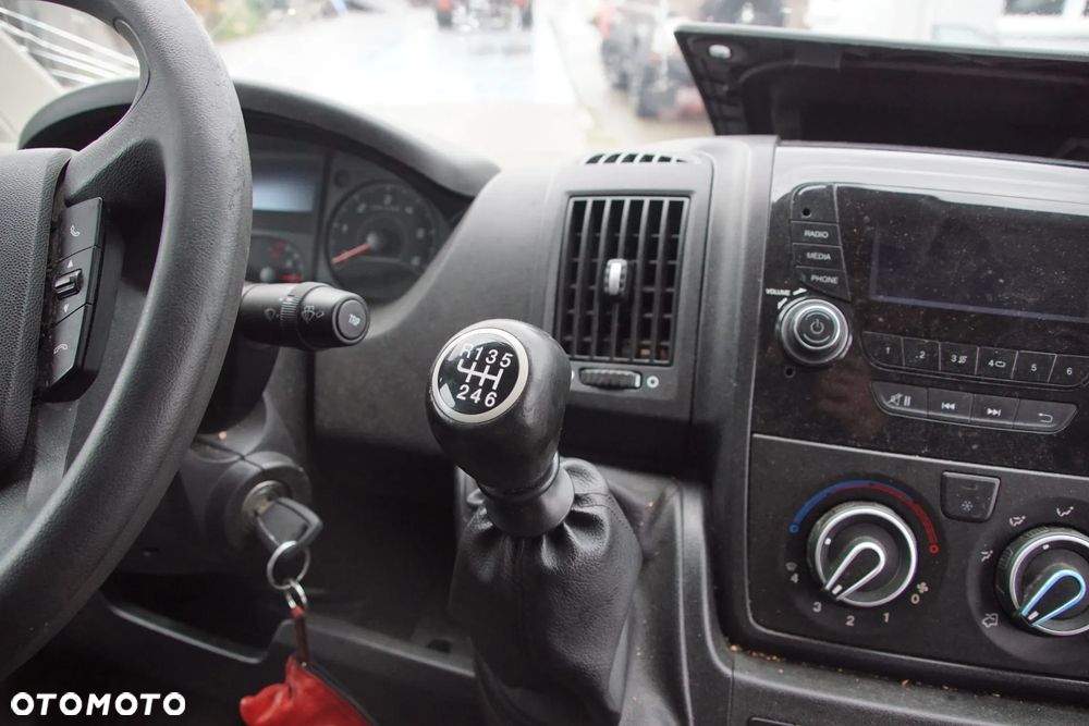 Auto na części - Citroen Jumper III 2.2 BlueHDI 120 KM 4H03 20GP20 EWP 2019R Silnik Skrzynia Drzwi Błotnik Zderzak Lampa Lusterko Klamka Szyba Deska Kokpit Sterownik Moduł Czujnik Licznik Panel Kierownica - 15