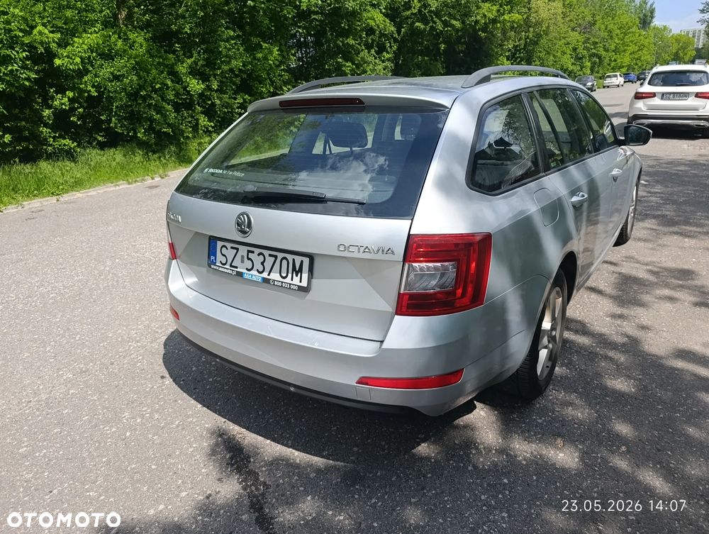 Skoda Octavia 1.6 TDI Ambition - 13