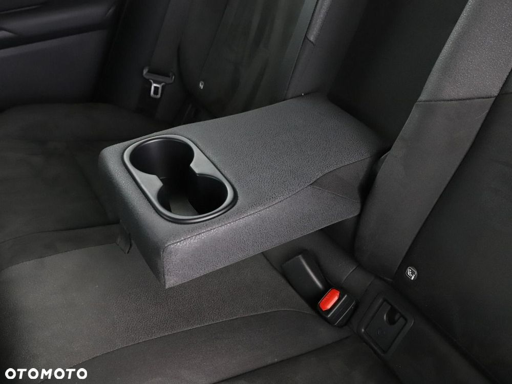 Lexus UX 250h Business Edition - 38
