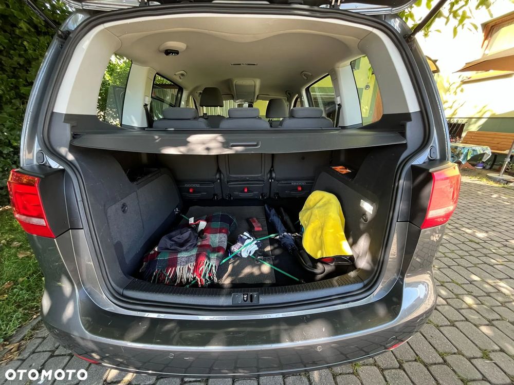 Volkswagen Touran 1.2 TSI BlueMot Trendline - 17