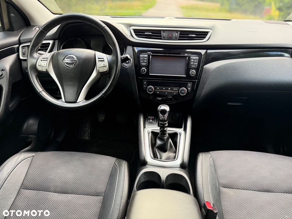 Nissan Qashqai 1.2 DIG-T N-Vision - 8