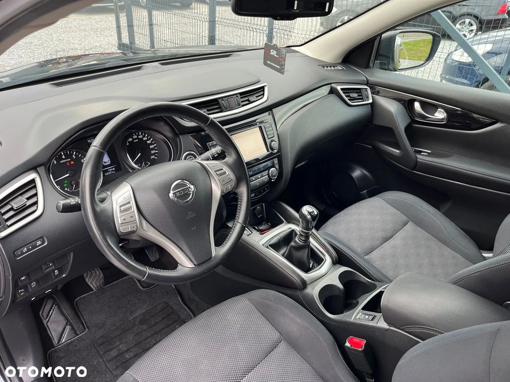 Nissan Qashqai 1.2 DIG-T Tekna EU6 - 17