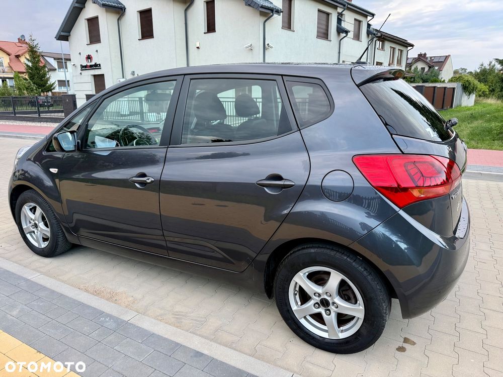 Kia Venga 1.4 CVVT Spirit - 3