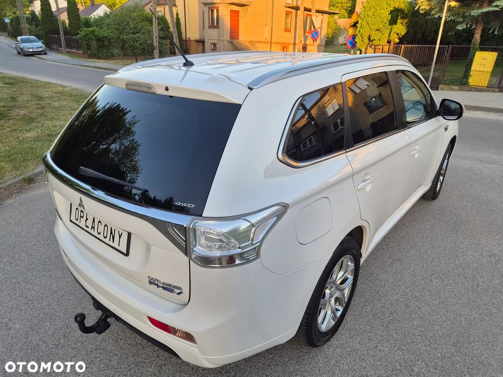 Mitsubishi Outlander - 18