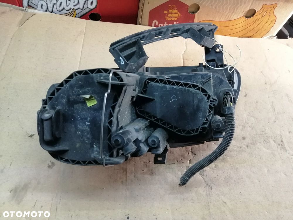 Volkswagen Caddy Touran lampy oryginał komplet 2K0941005B 2K0941006B - 6