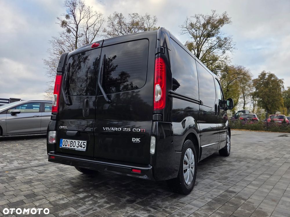 Opel Vivaro - 9