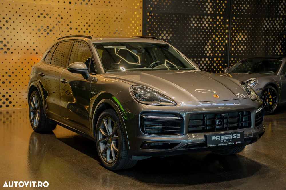 Porsche Cayenne E-Hybrid Tiptronic S Platinum Edition - 4