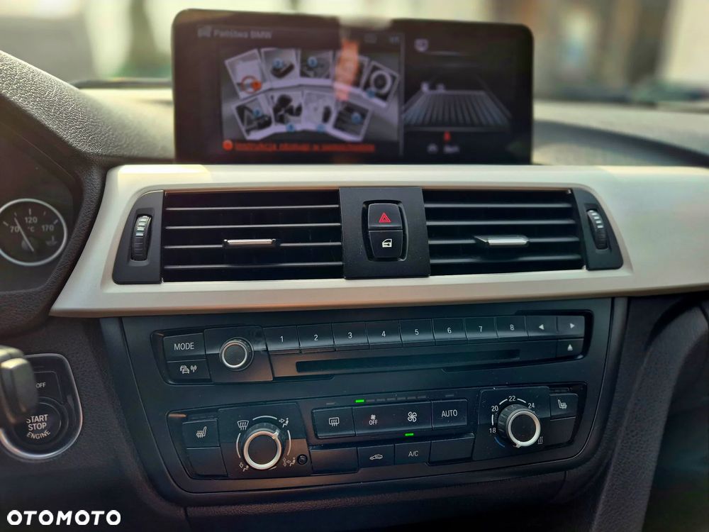 BMW Seria 3 328i - 17