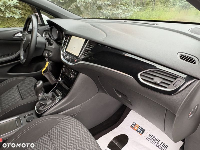 Opel Astra 1.4 Turbo Innovation - 27