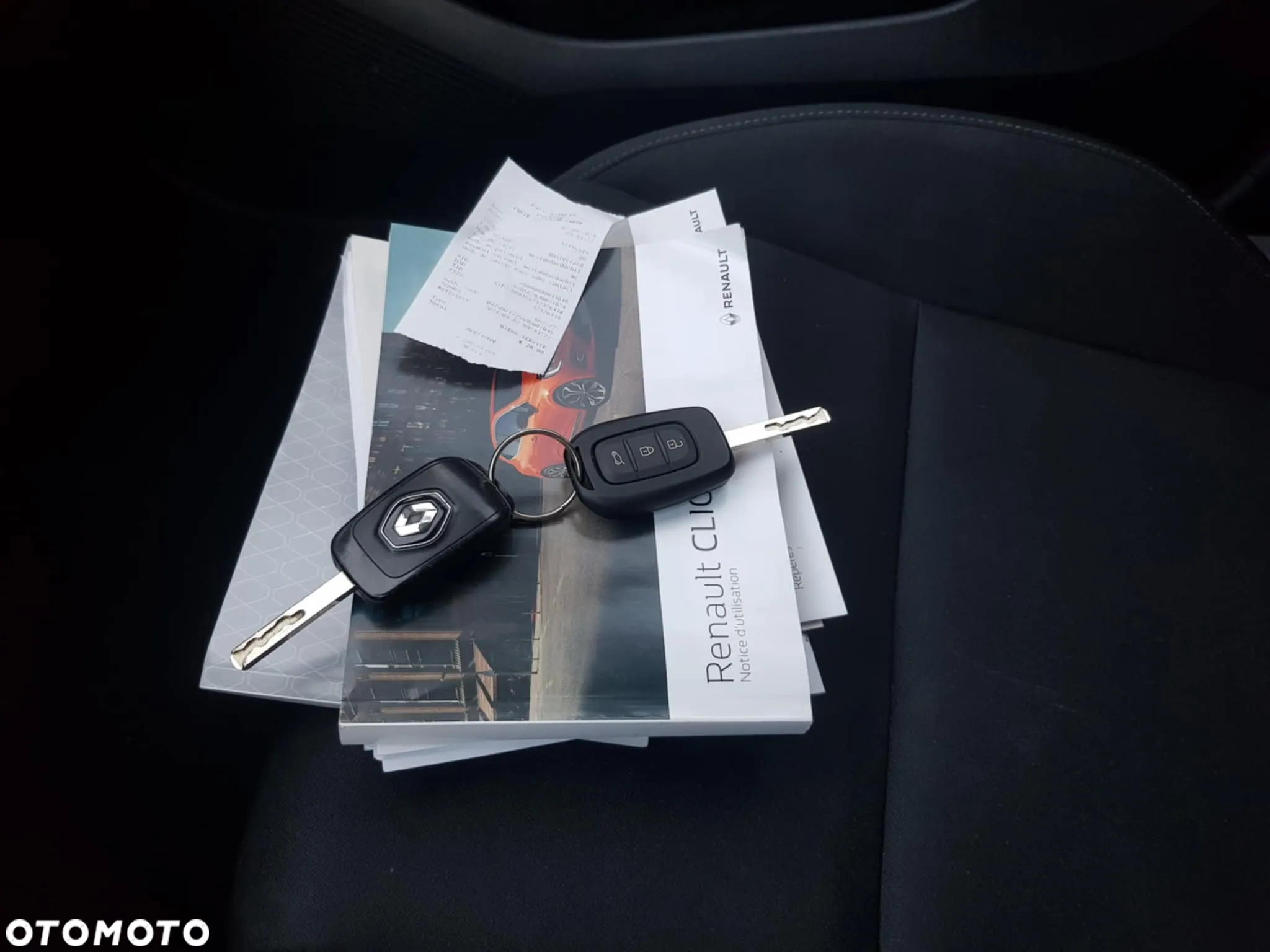 Renault Clio - 17
