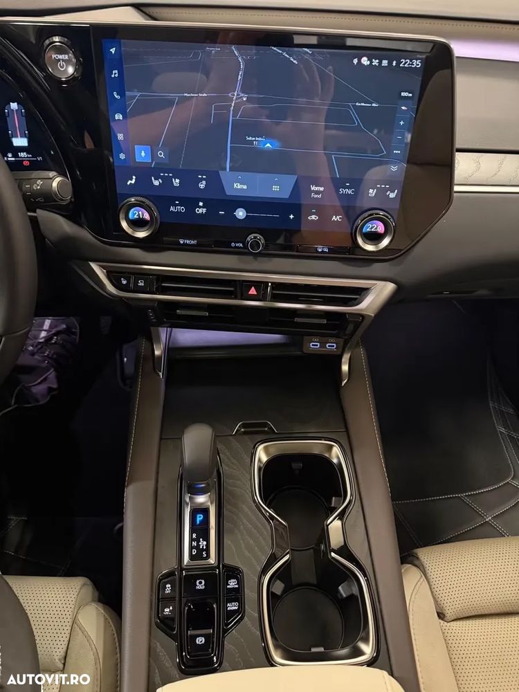 Lexus Seria RX 450h+ E-Four PHEV Luxury - 15
