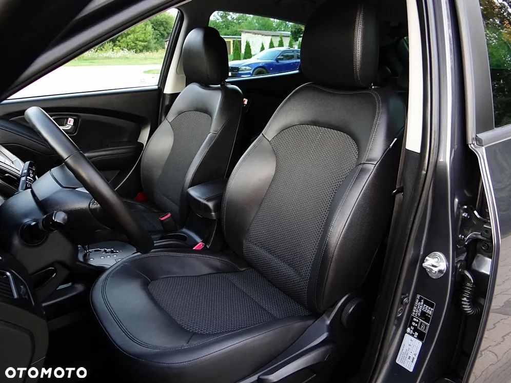 Hyundai ix35 2.0 CRDi 4WD Automatik Premium - 33