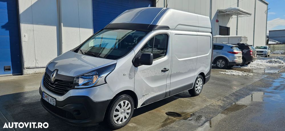 Renault TRAFIC - 1
