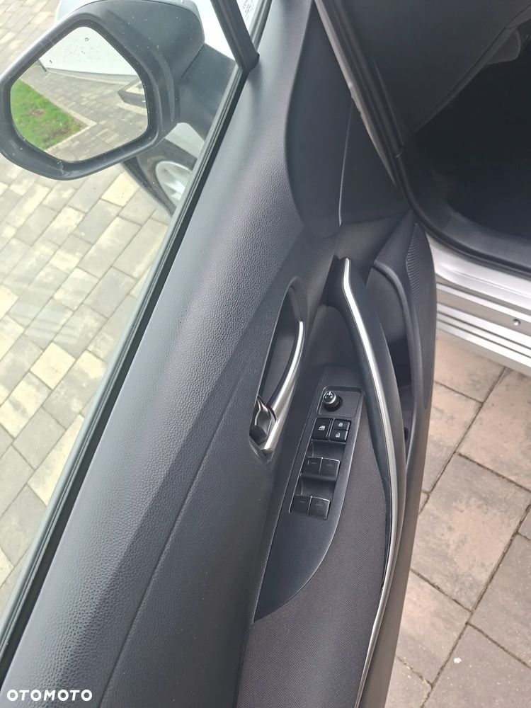 Toyota Corolla 1.6 Comfort - 24