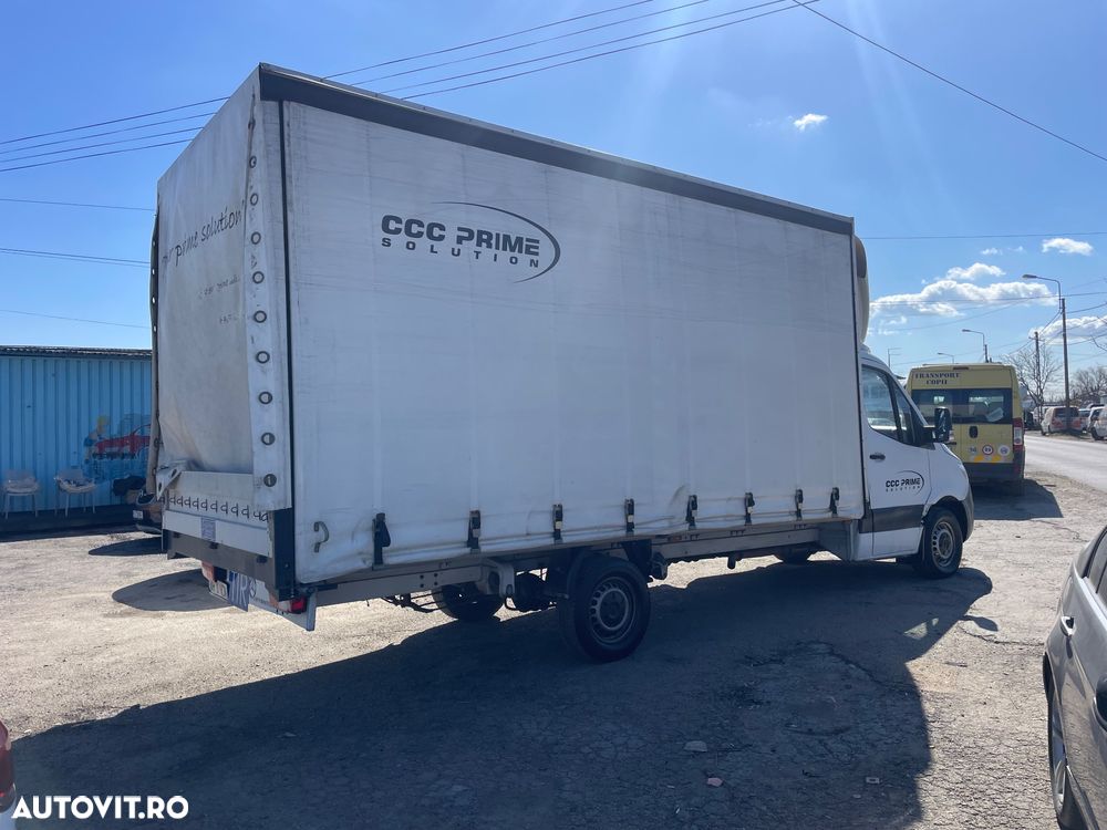 Mercedes-Benz Sprinter - 10
