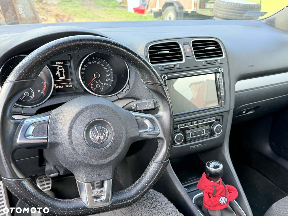 Volkswagen Golf - 10