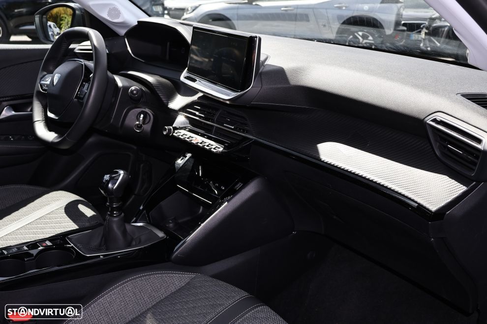 Peugeot 208 1.2 PureTech Allure - 11