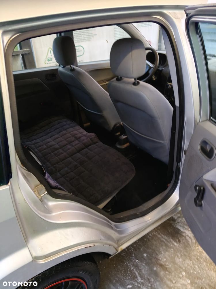 Ford Fusion 1.4 TDCI Ambiente - 6