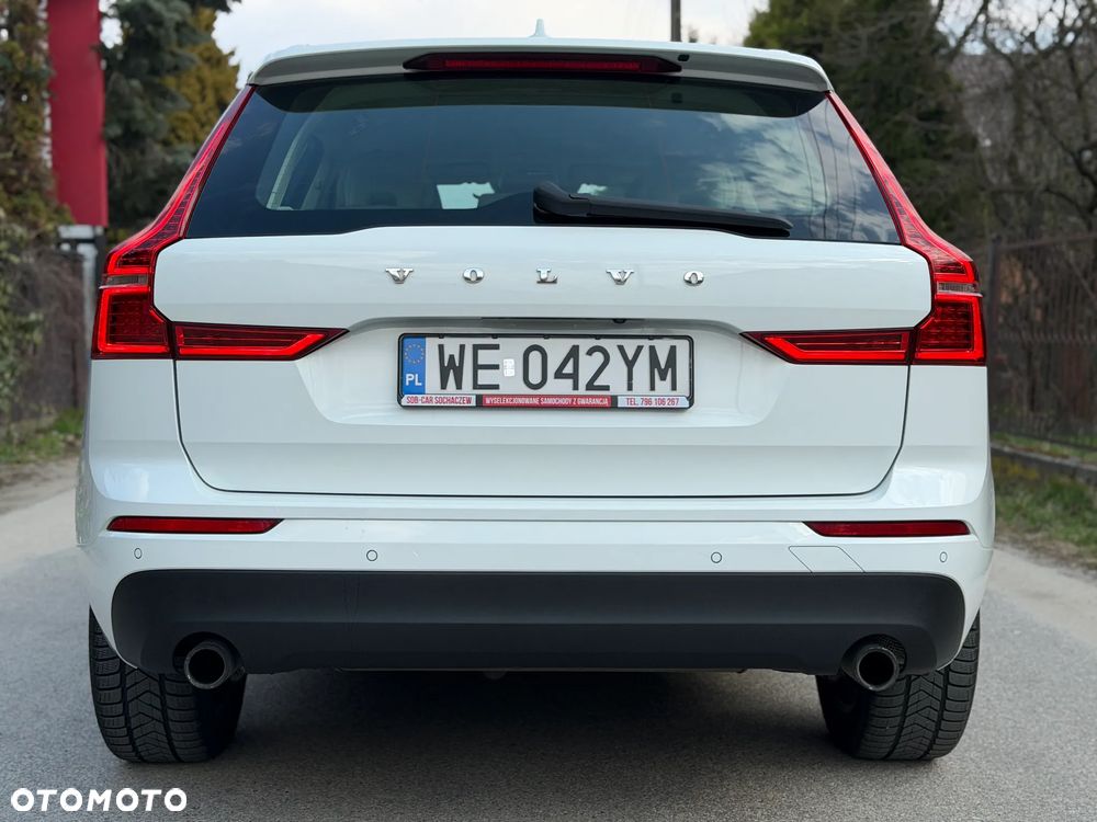 Volvo XC 60 B4 D AWD Momentum Pro - 5