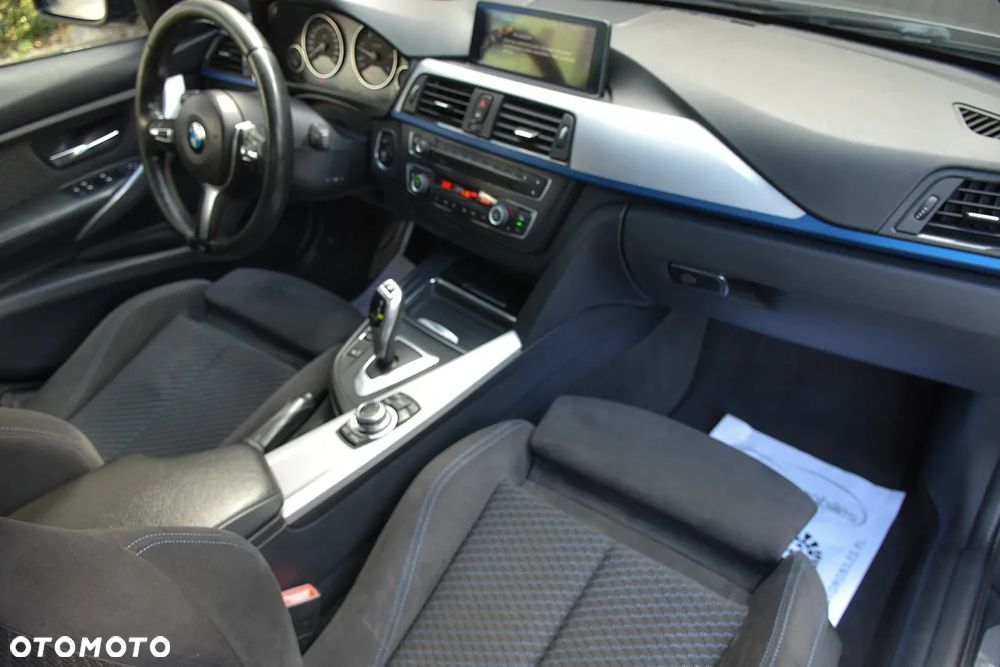 BMW Seria 3 320d DPF Edition Sport - 24